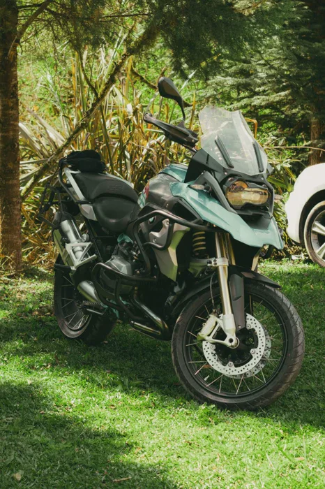 4 Rekomendasi Motor Touring Tangguh 2026, Mesin Bandel dan Paling Banyak Dicari