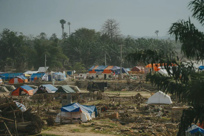 6 Bulan Pascabencana, Potret Pilu Siswa di Aceh Barat Masih Belajar di Tenda 2026
