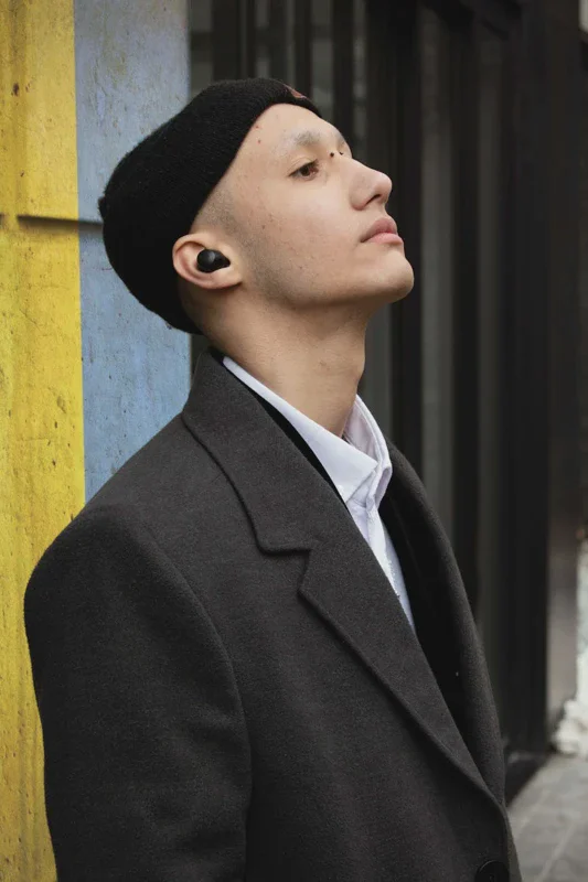 Casio earU ER-100 Resmi Dirilis, Earbud Bantu Dengar Stylish yang Banyak Dicari 2026