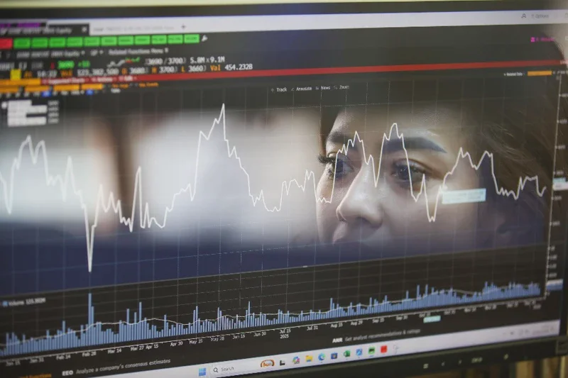 IHSG Melemah, Kinerja Emiten Kuartal II/2026 Bakal Jadi Penentu Arah Pasar