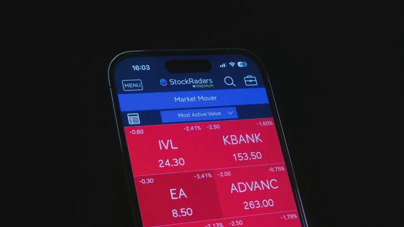 IHSG Pagi Ini Memerah ke Level 6.201, Cek Saham Terbaru Paling Dicari 2026