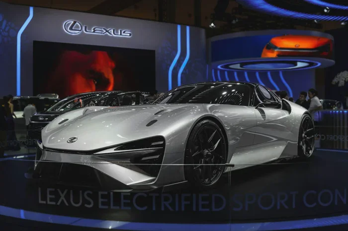 Mengejutkan, Toyota Resmi Batalkan Proyek Sedan Listrik Lexus LF-ZC 2026