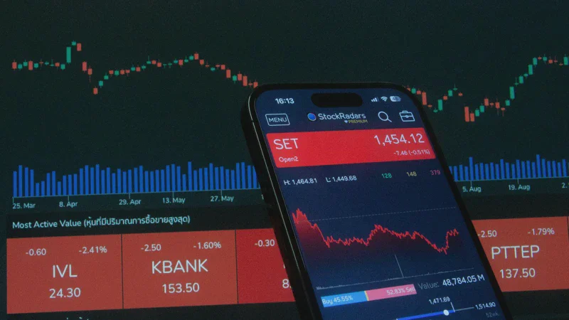 Saham ERAA Anjlok 10,1%, Erajaya Resmi Siapkan Buyback Rp100 Miliar di 2026