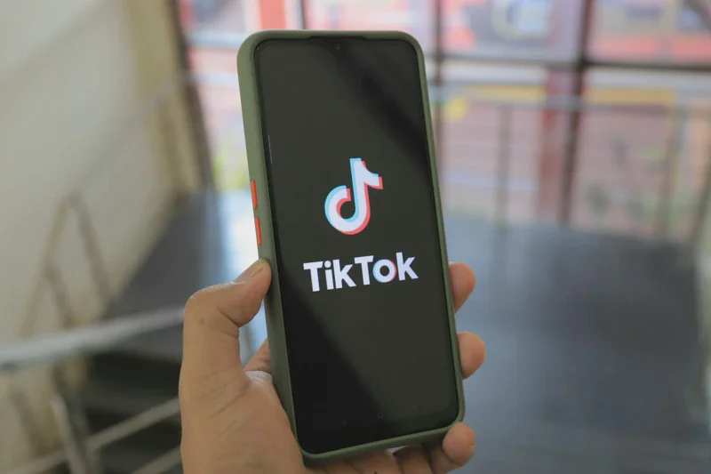 TikTok Nonaktifkan 1,7 Juta Akun, Ini Dampak Mengejutkan bagi Esports Indonesia 2026