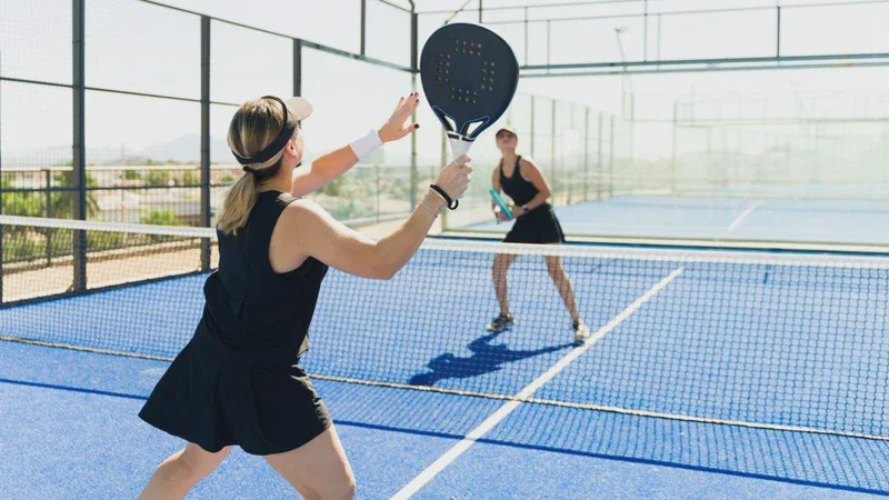 Waspadai 2 Jenis Cedera Bahu yang Sering Menyerang Saat Gym dan Padel