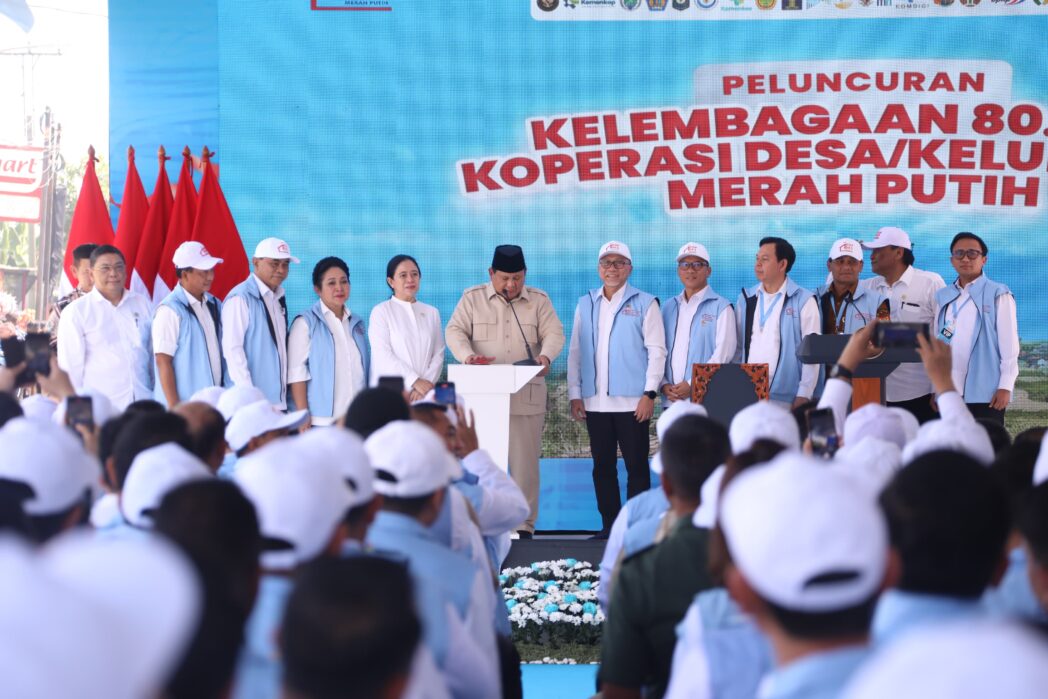 Mendagri Dampingi Presiden Prabowo, Luncurkan 80.000 Kopdeskel Merah Putih