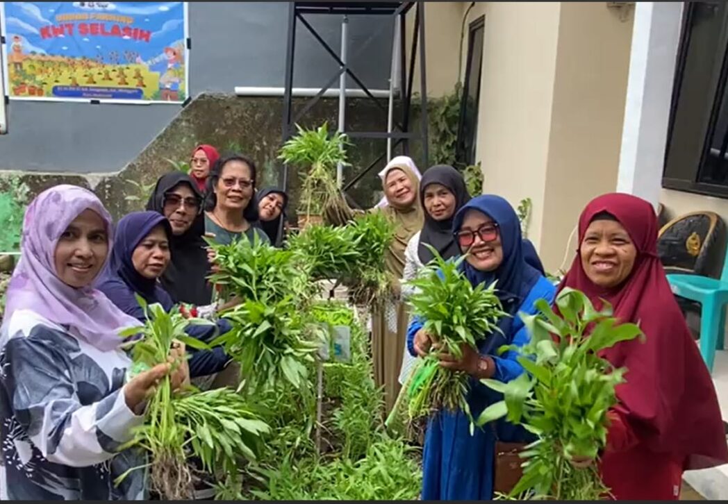 7597755e-afe6-4251-b6a4-cd0464fc9de7