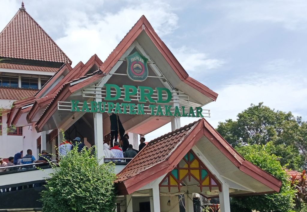 be309869-9c99-4e1b-acb2-afdb3896b264