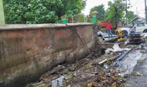 Pemkot Tertibkan Lapak Kambing di Dekat MAN Makassar, Fungsikan Trotoar Bagi Pejalan Kaki